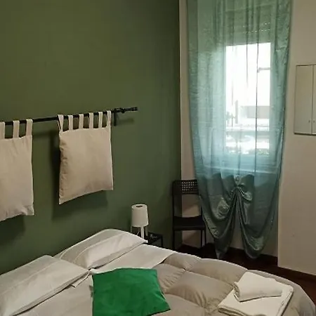Bernini Metro Affittacamere Guest house Turin