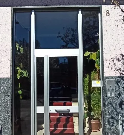 Bernini Metro Affittacamere *